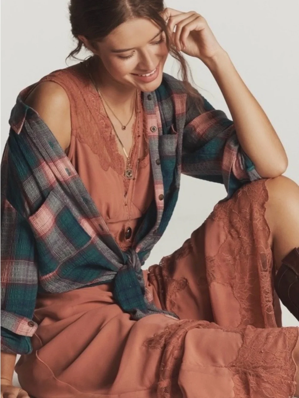 Anthropologie
The Hadley Relaxed Plaid Buttondown Shirt by Pilcro​ - Picture 3 of 7